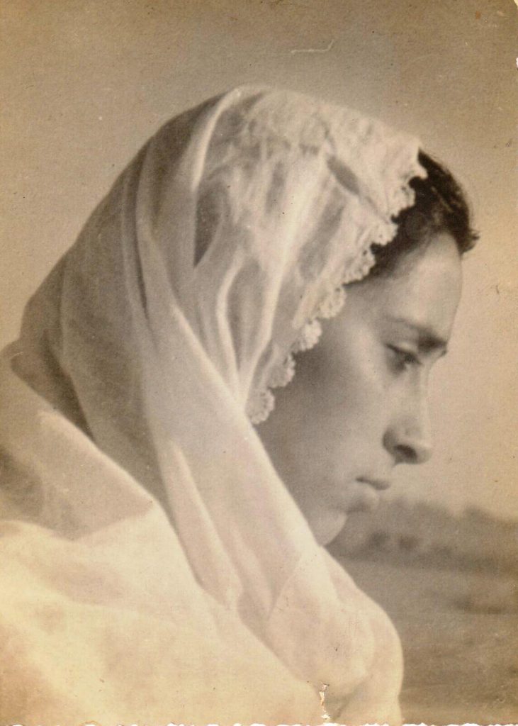 धर्मपत्नी श्रीमती लज्जावती - 1951 