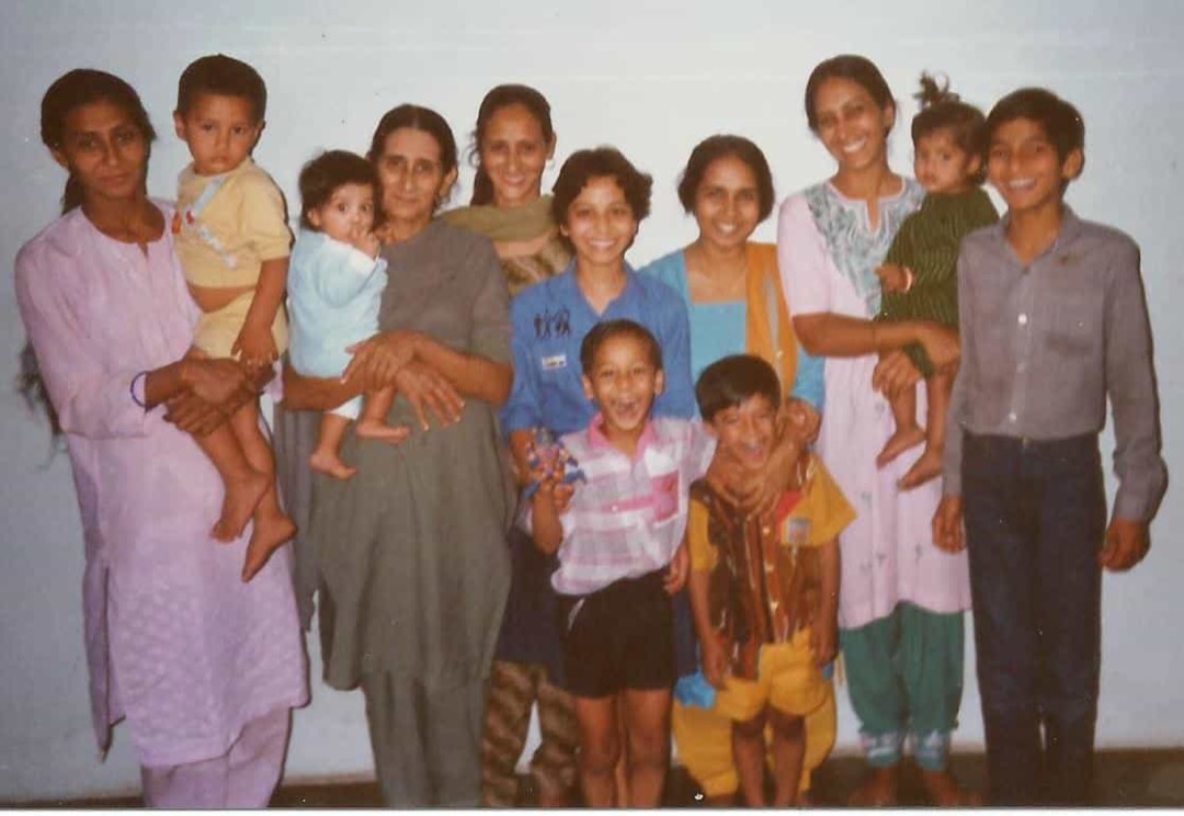 परिवार 1989